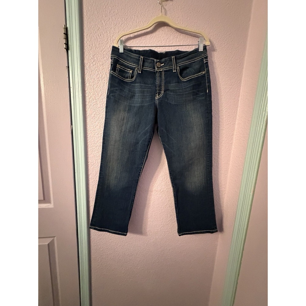 BKE Harper Jeans Womens 31 Stretch Denim Capri Mid Rise Comfort Waist Curvy Fit